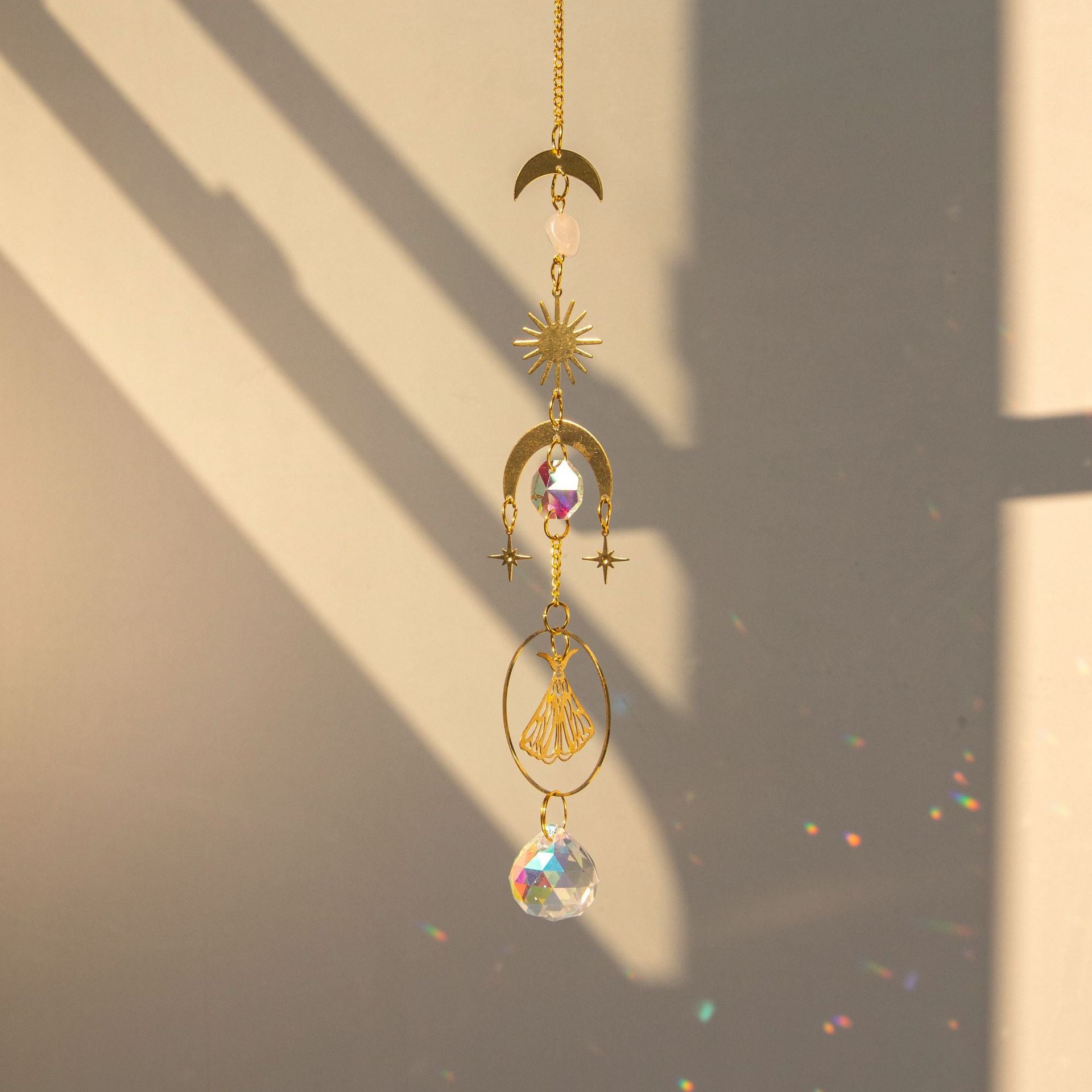 Wholesale Suncatcher Brass Butterfly Raw Stone Crystal Wind Chime Decoration